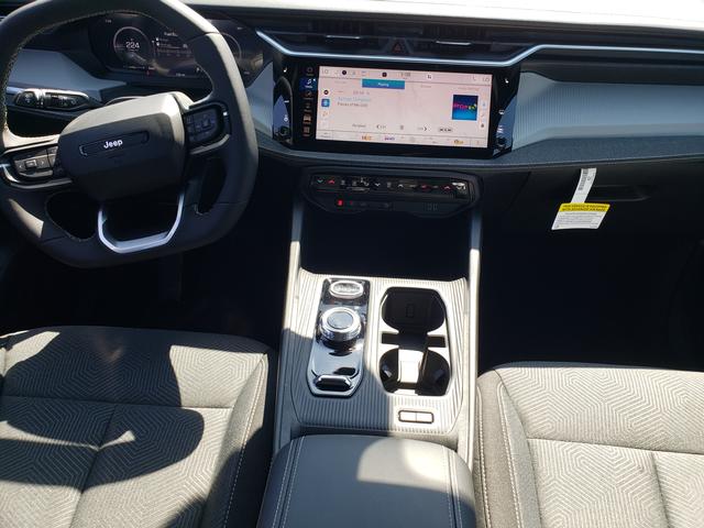 2026 Jeep Cherokee Laredo - Photo 8