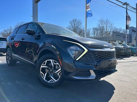 Featured Used 2023 Kia Sportage LX LX AWD for Sale near Youngstown, OH