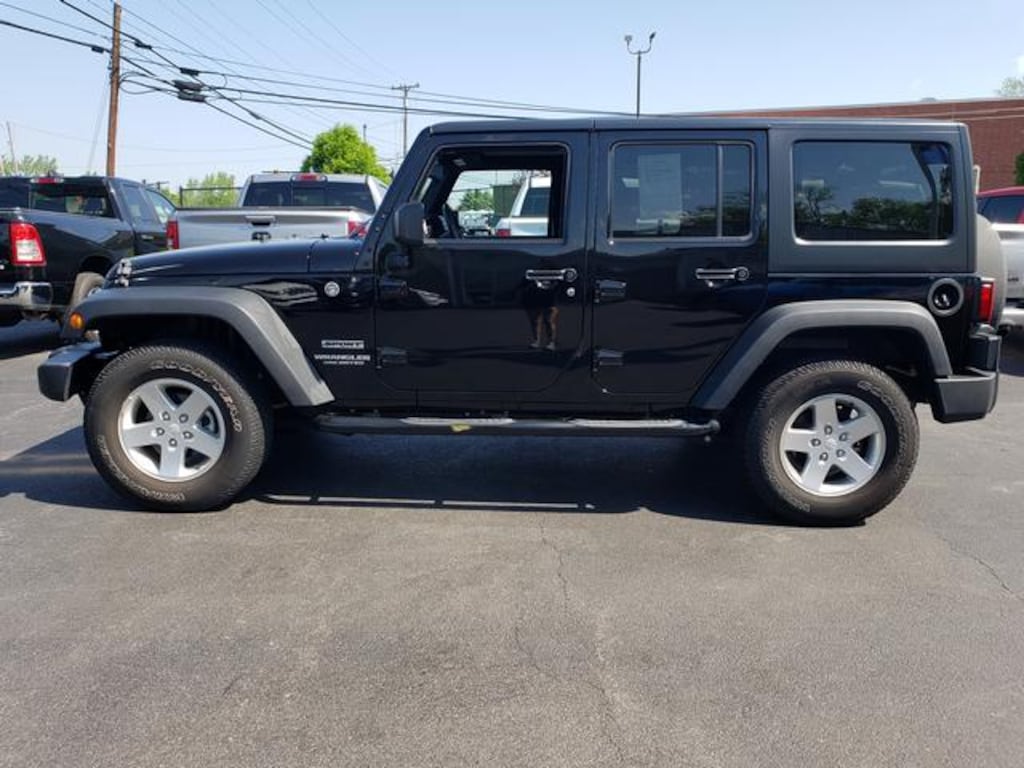 Used 2016 Jeep Wrangler Unlimited Sport 4WD Sport