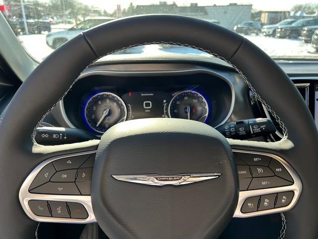 2026 Chrysler Pacifica Select - Photo 10
