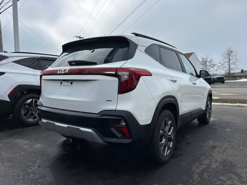Used 2024 Kia Seltos S S IVT AWD