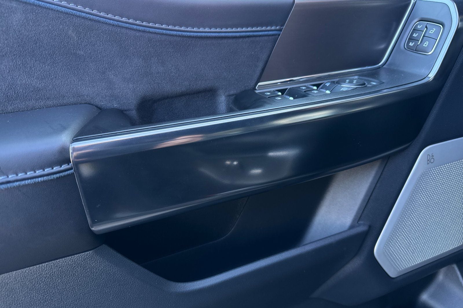 2025 Ford F-150 Platinum - Photo 10