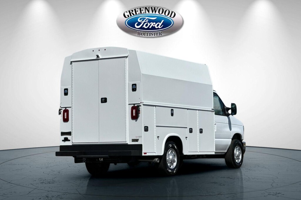 New 2026 Ford E-350 Cutaway Base Cab/Chassis