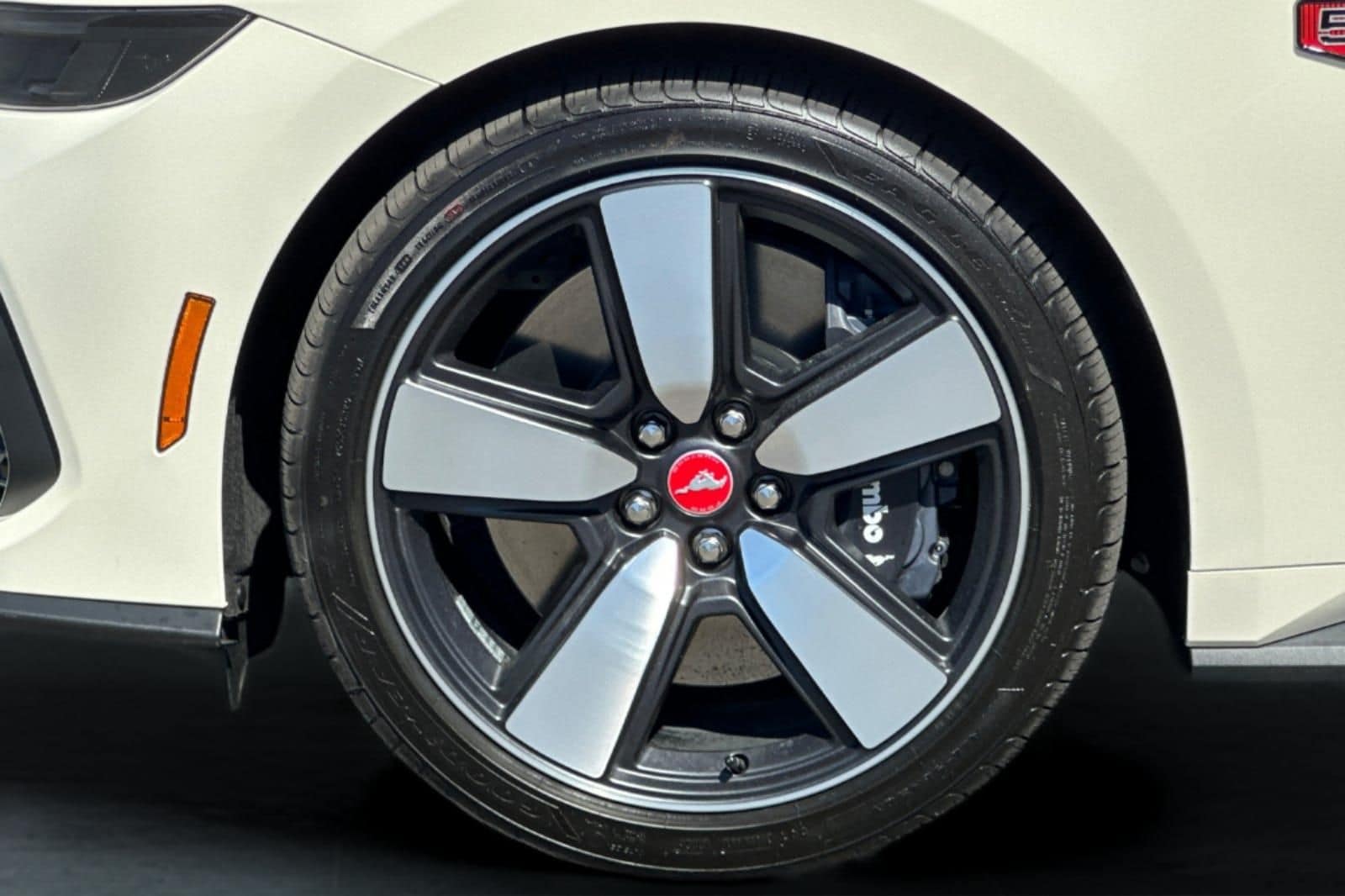 2025 Ford Mustang GT Premium Fastback - Photo 29