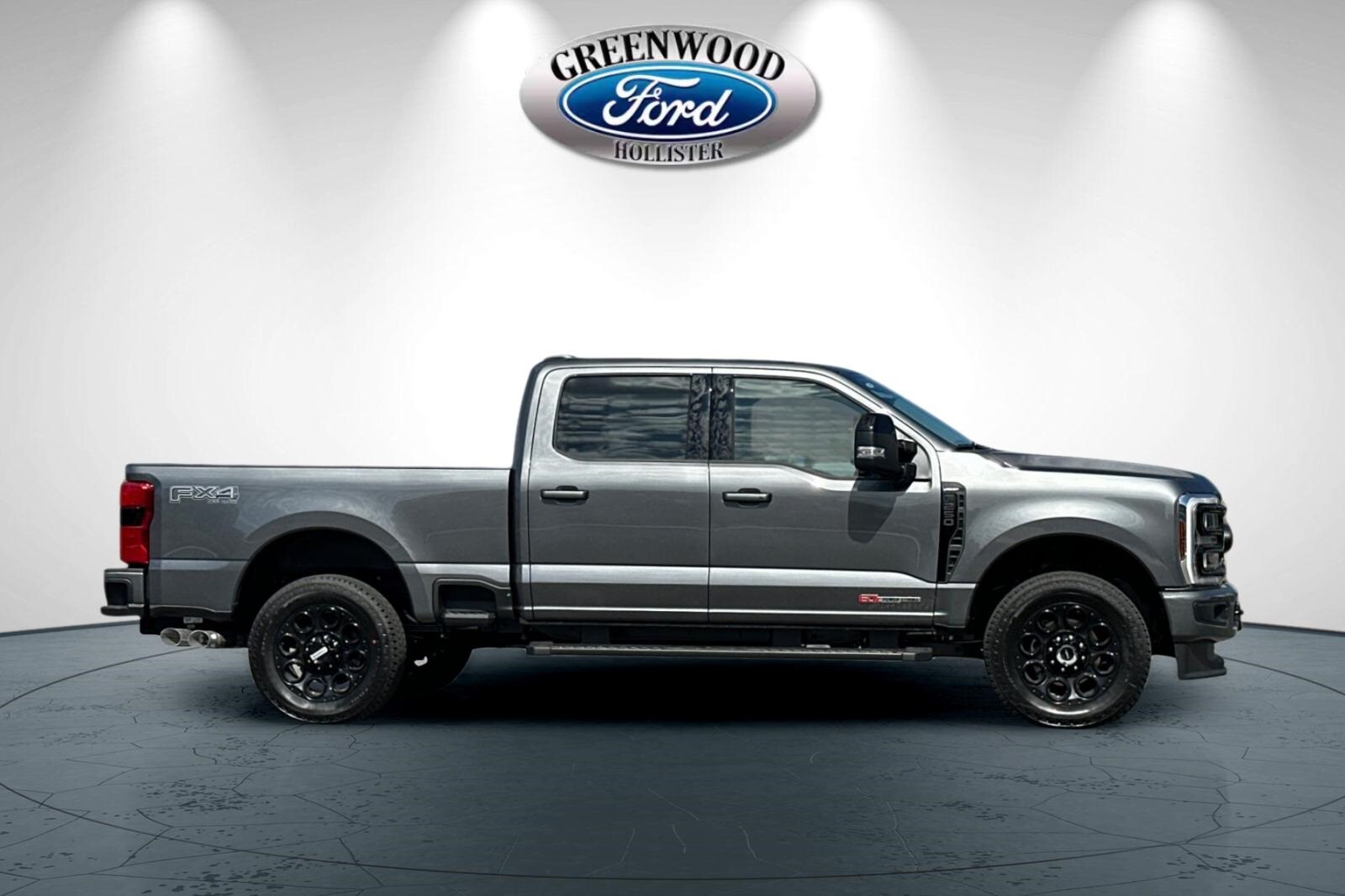 2026 Ford F-250 Lariat photo 2
