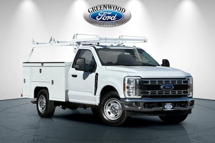 2025 Ford F-350 Chassis Utility Body Chassis