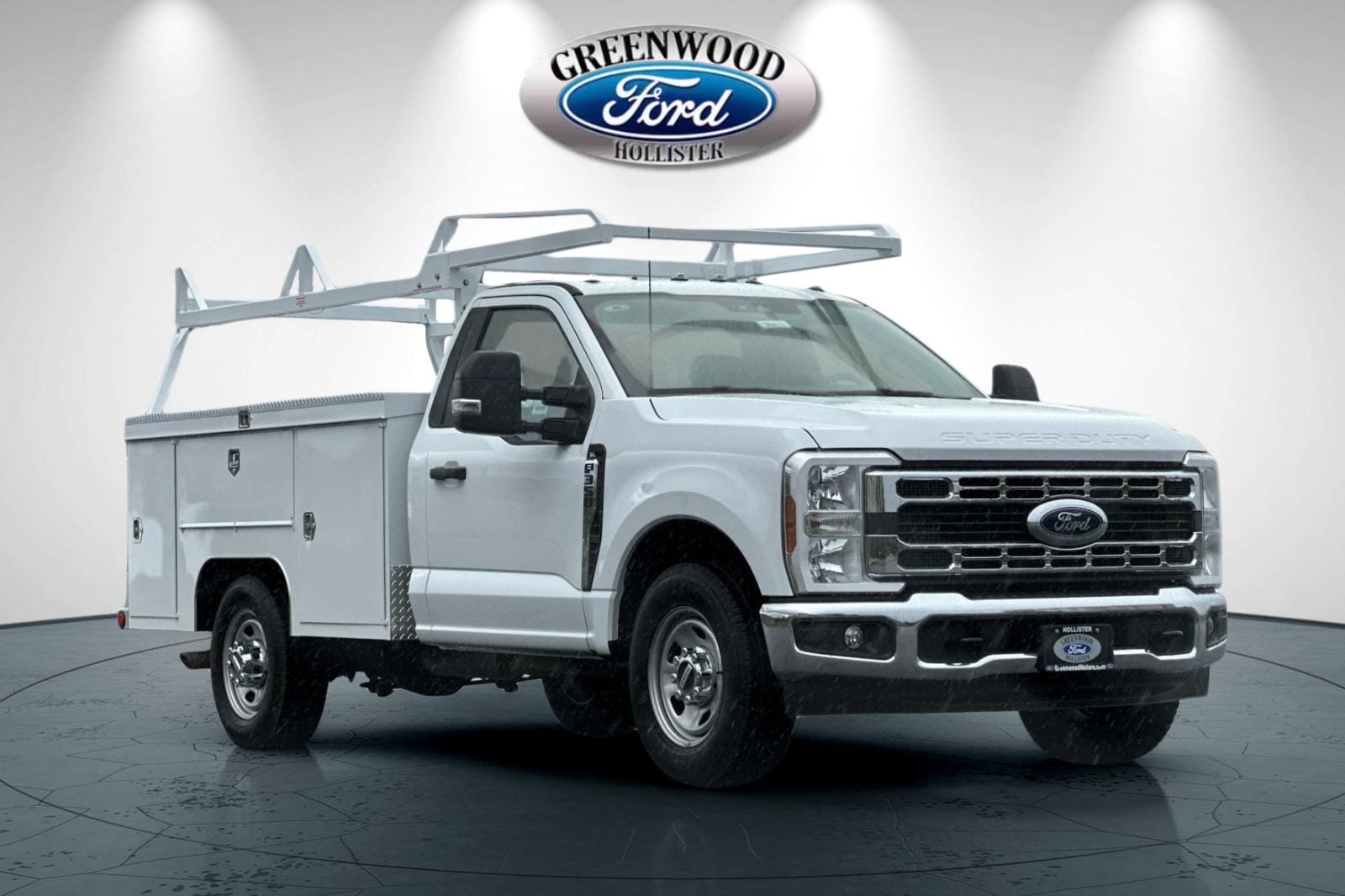 2026 Ford F-350 Super Duty Chassis Cab XL's photo