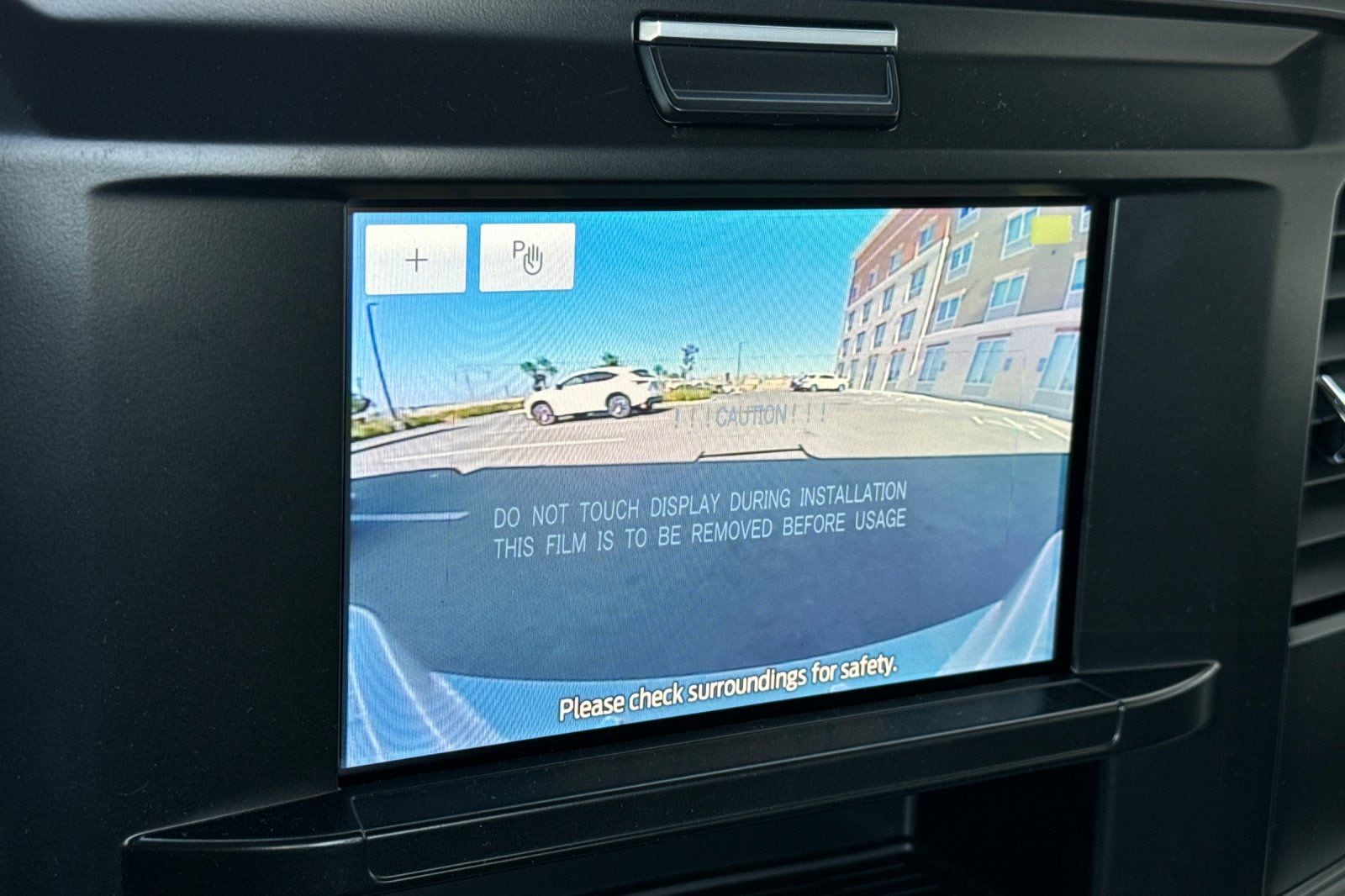 2025 Ford F-350 Super Duty Chassis Cab XLT - Photo 19