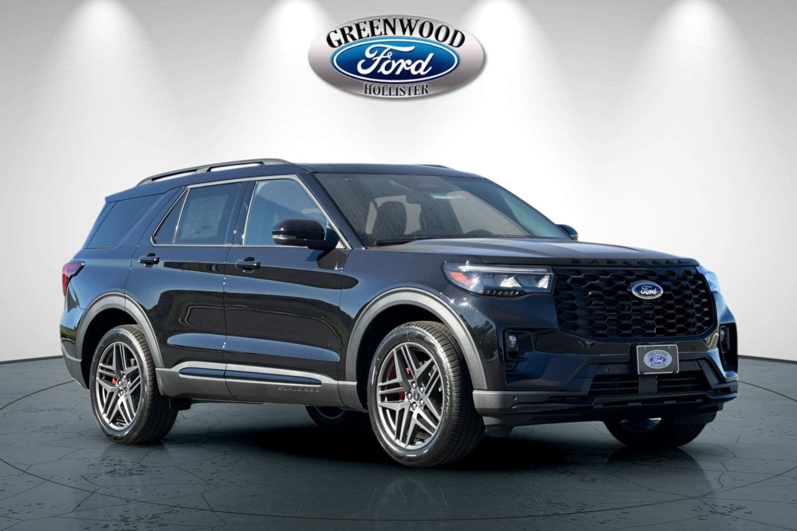 2026 Ford Explorer ST-LINE's photo