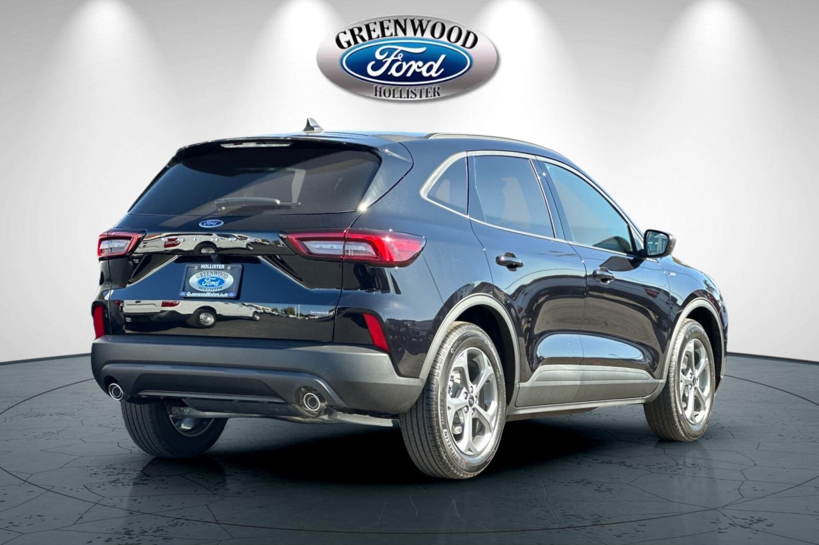 2025 Ford Escape ST-Line photo 2