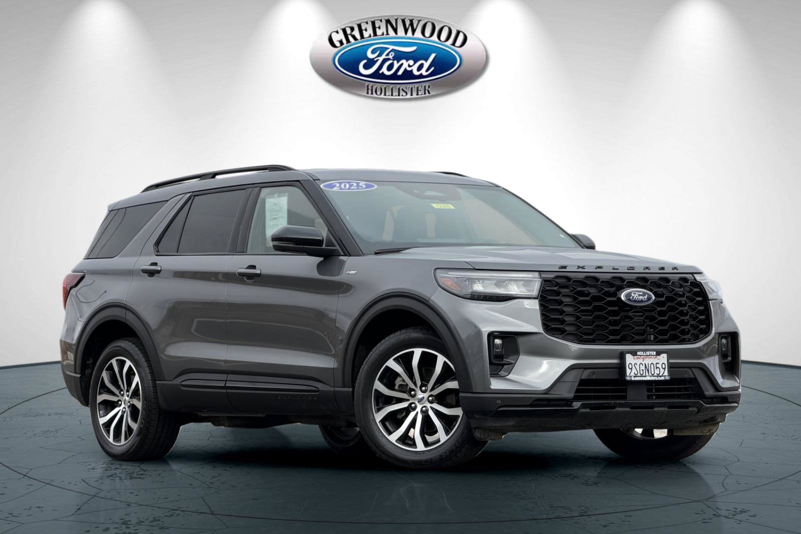 2025 Ford Explorer