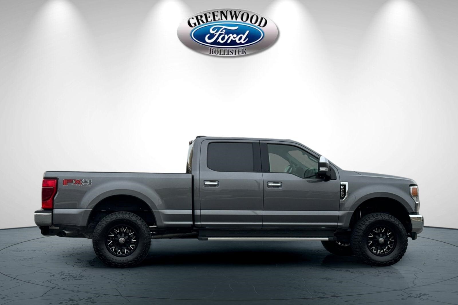 2022 Ford F-250 photo 2