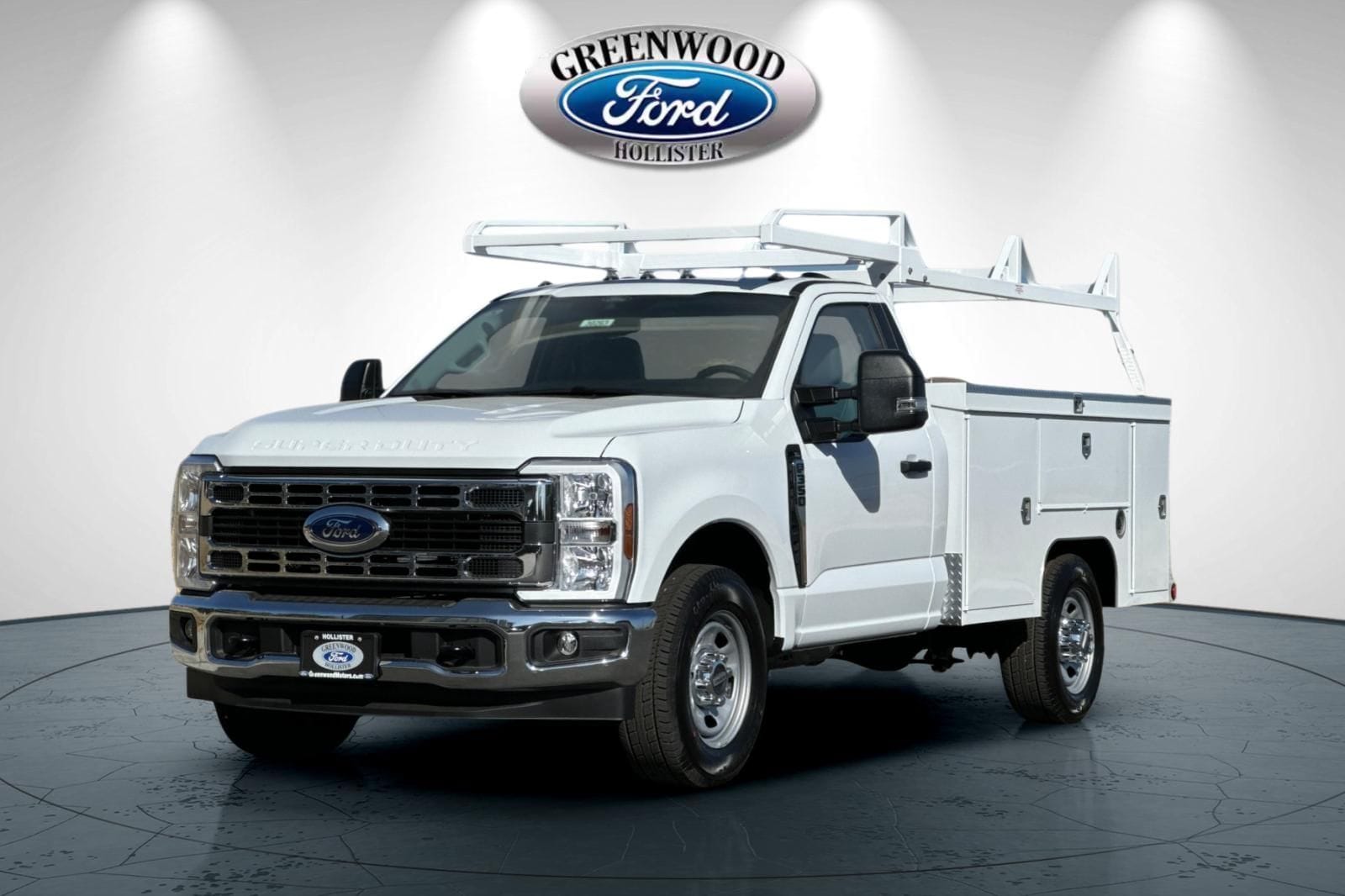 2025 Ford F-350 Super Duty Chassis Cab XL - Photo 7