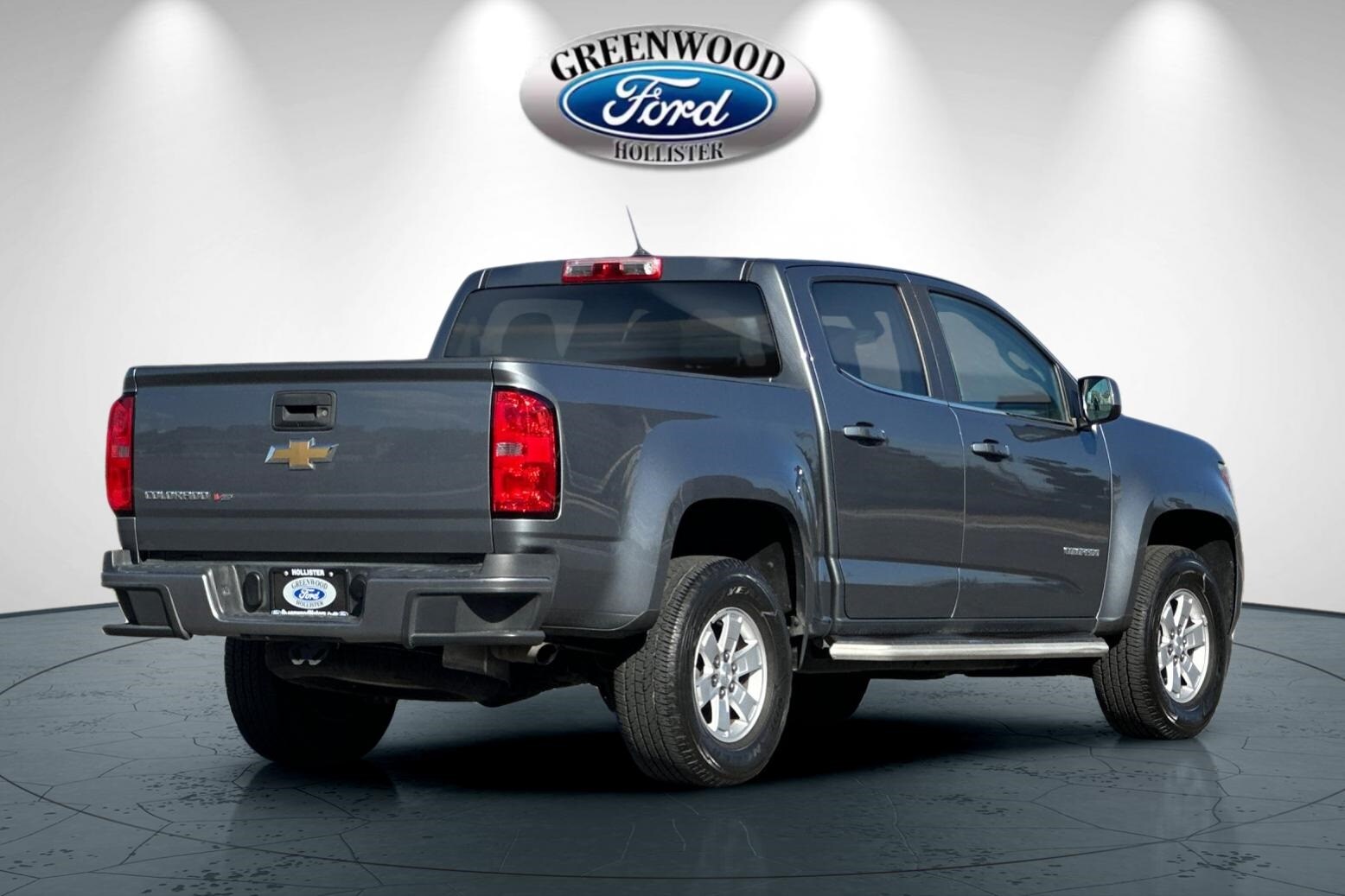 2019 Chevrolet Colorado Work Truck photo 2