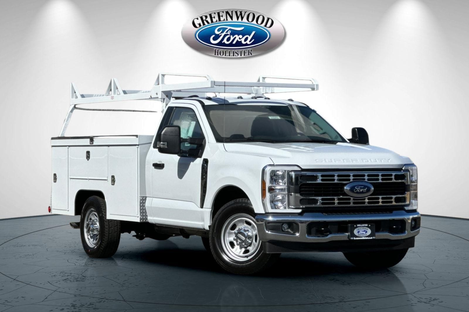 2025 Ford F-350 Super Duty Chassis Cab