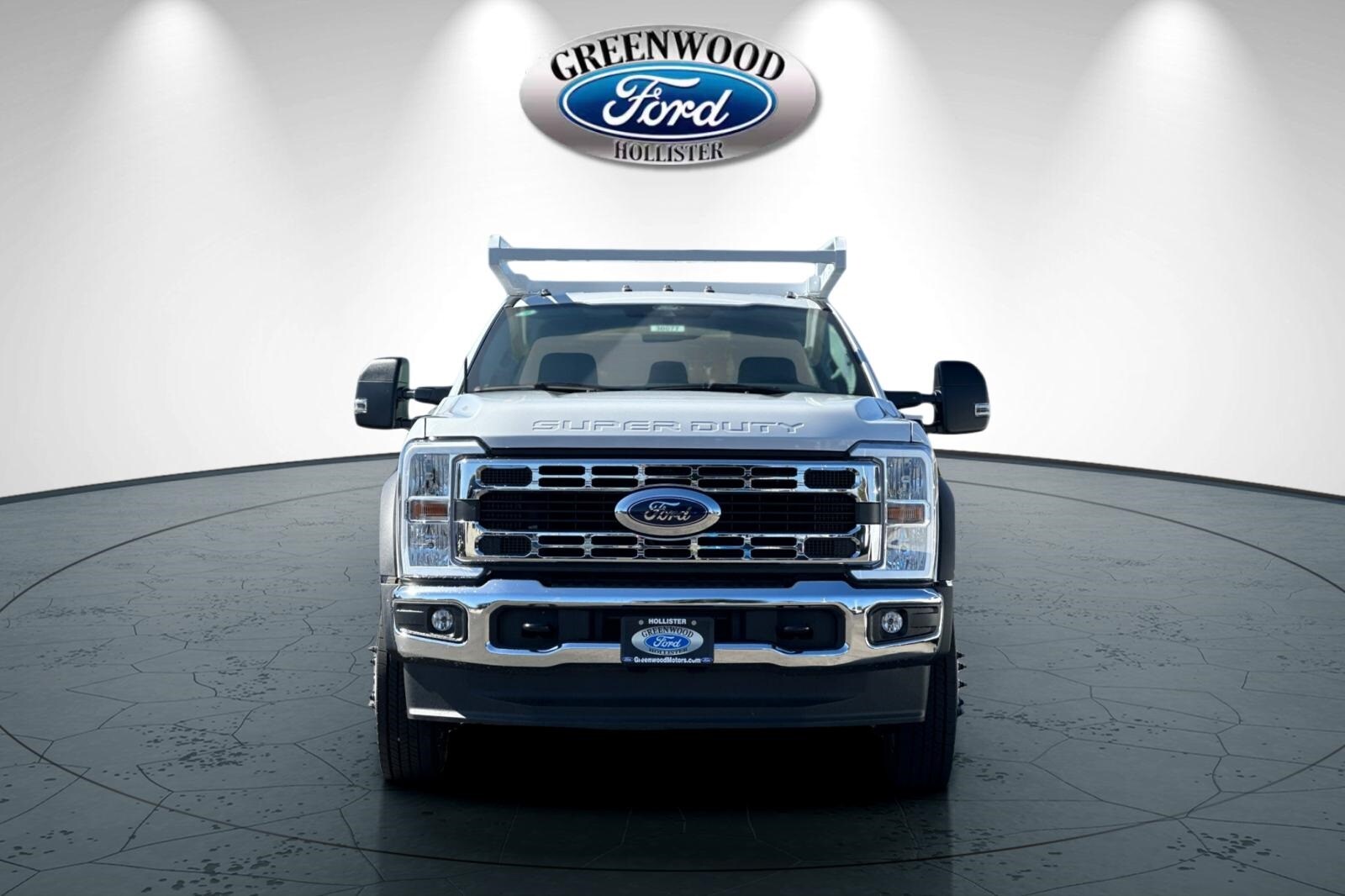 2024 Ford F-550 XL photo 2