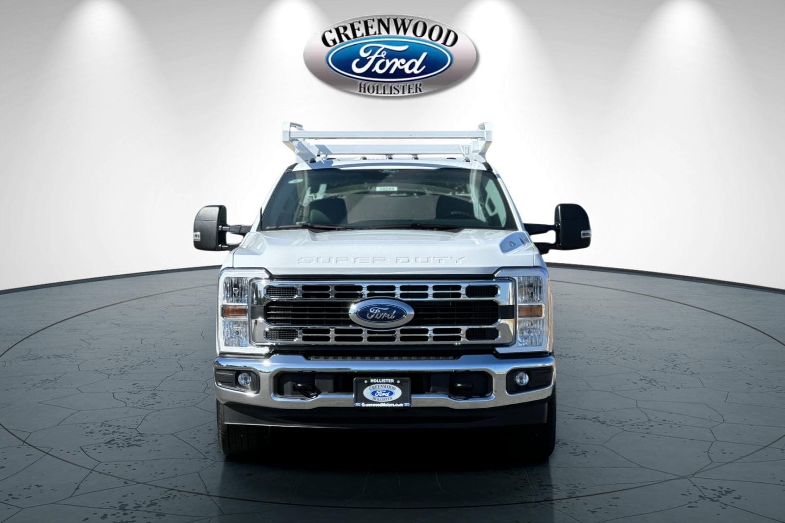 2025 Ford F-350 Super Duty Chassis Cab XL - Photo 9