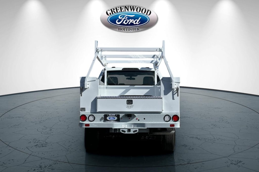 New 2025 Ford F-350 Chassis Utility Body Chassis