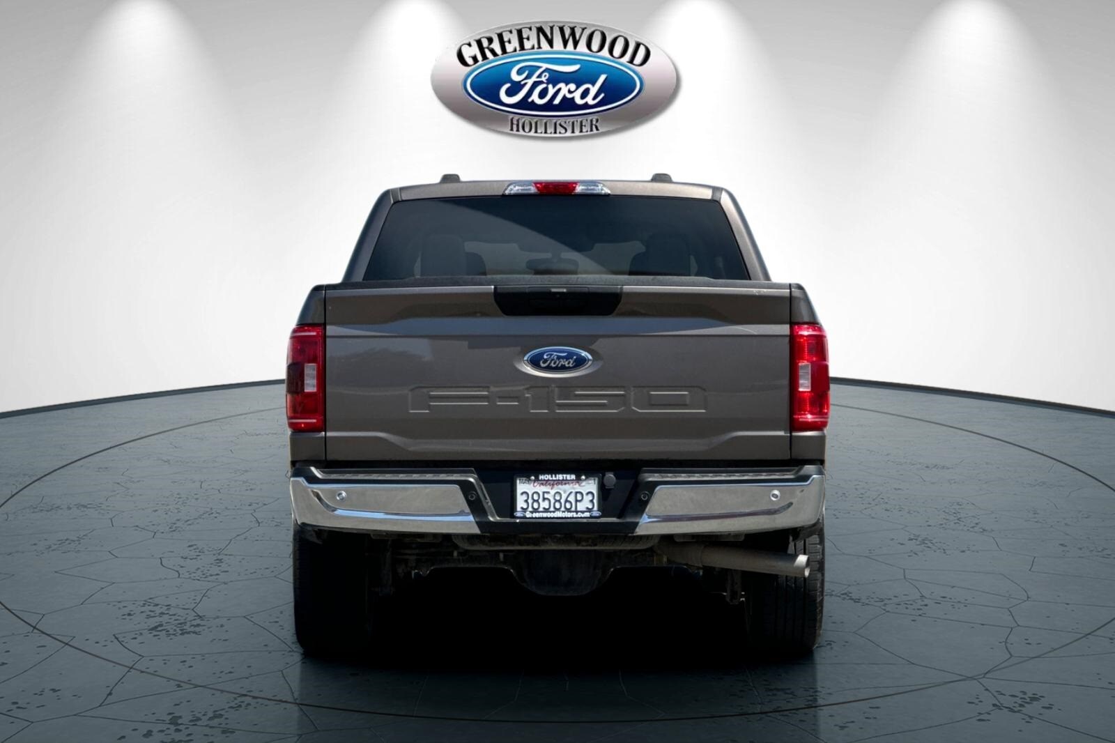 2023 Ford F-150 XLT photo 4