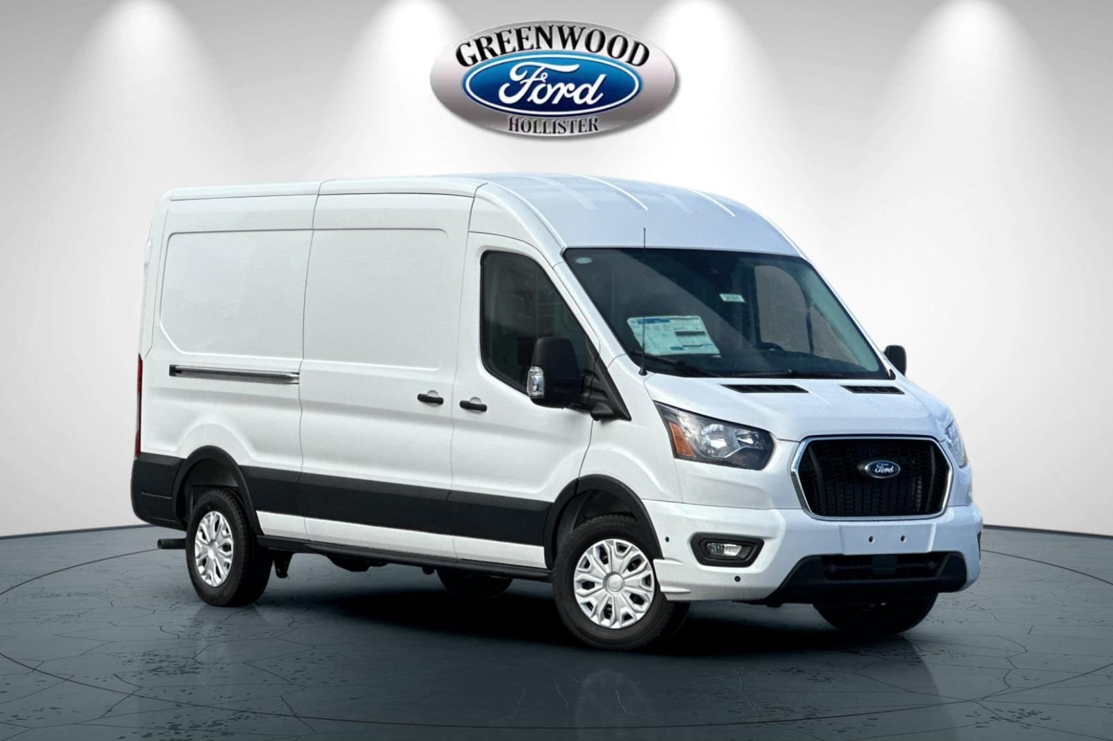 2025 Ford Transit Van Base's photo