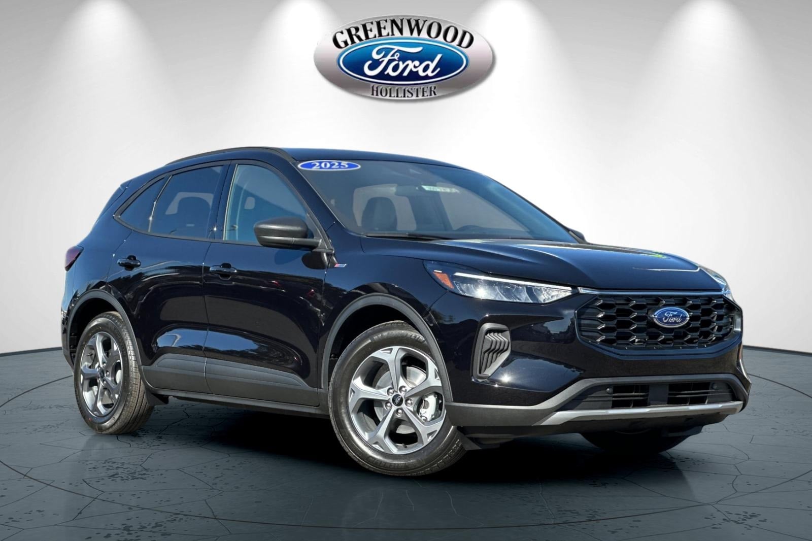 2025 Ford Escape ST-Line's photo