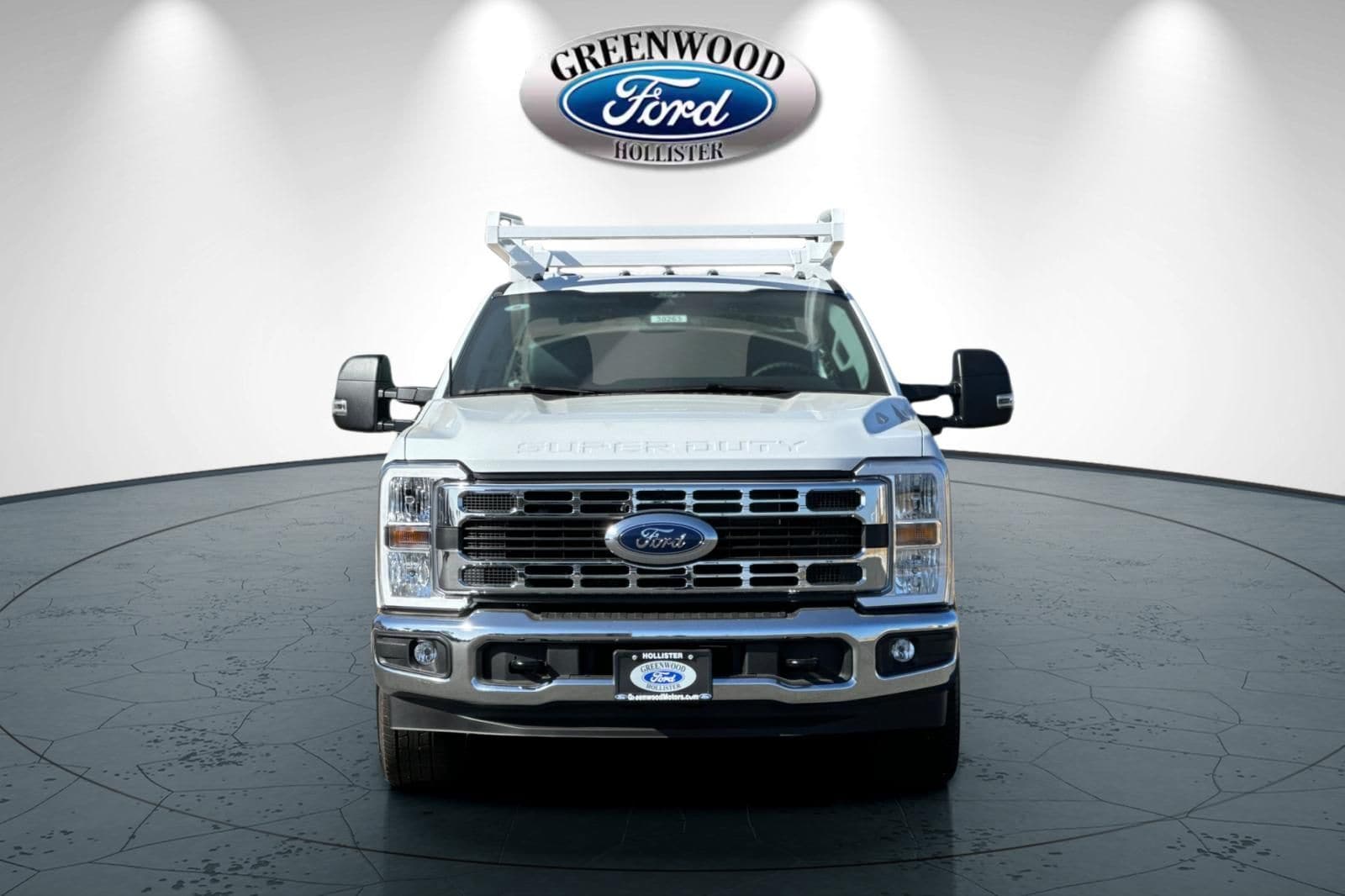 2025 Ford F-350 Super Duty Chassis Cab XL - Photo 8
