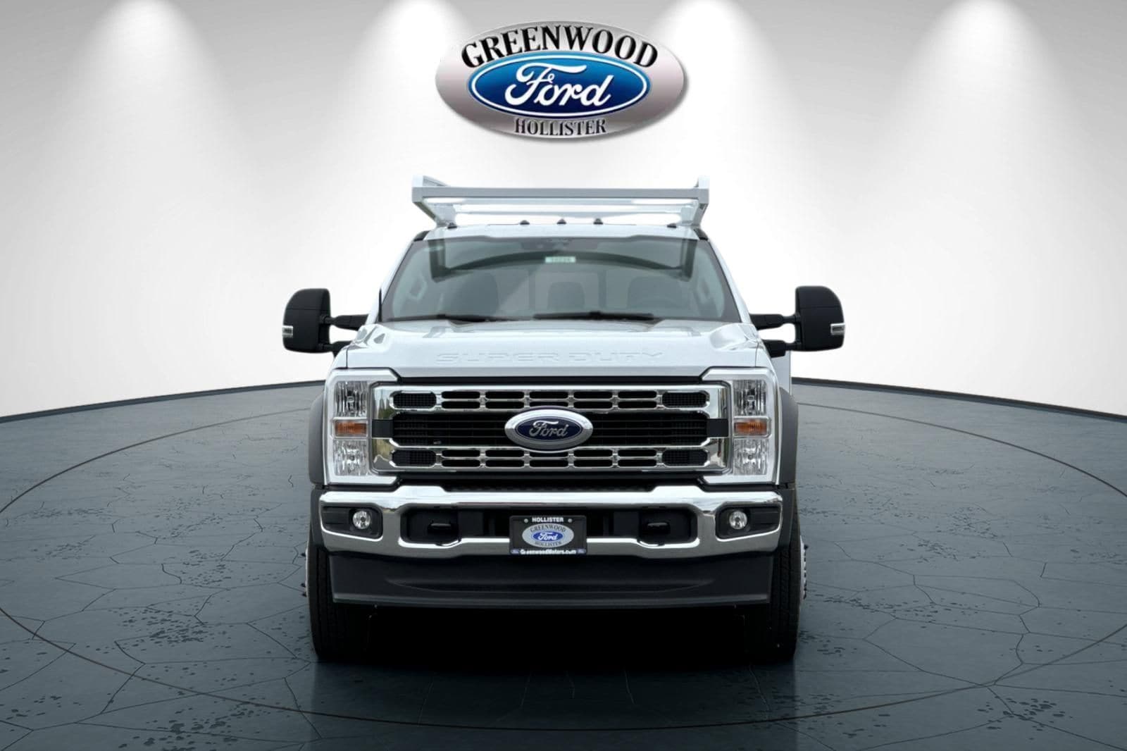 2025 Ford F-550 Super Duty Chassis Cab XL - Photo 9
