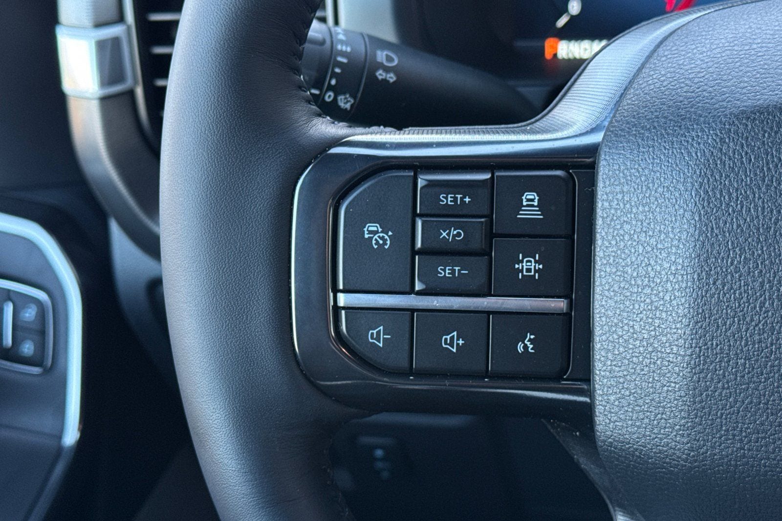 2025 Ford F-150 Platinum - Photo 25