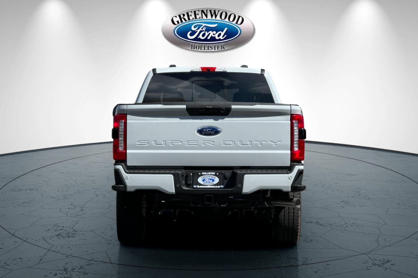 2025 Ford F-250 photo 4