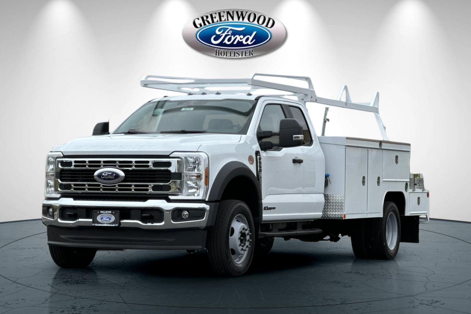 2025 Ford F-550 Super Duty Chassis Cab XL - Photo 8