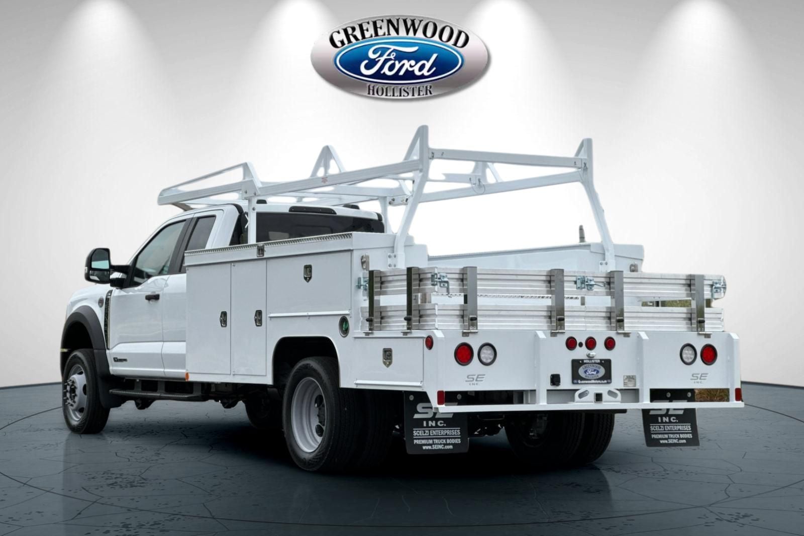 2025 Ford F-550 Super Duty Chassis Cab XL - Photo 6