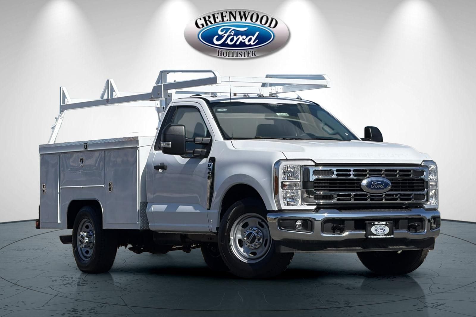 2026 Ford F-350 Chassis Chassis 