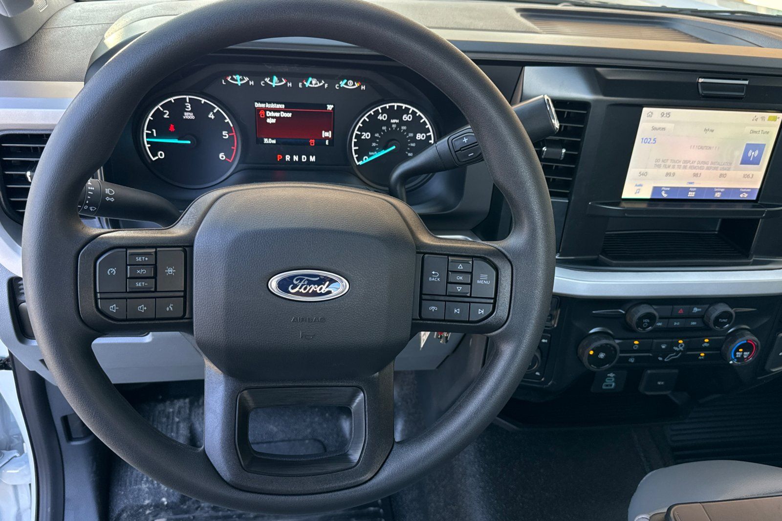 2025 Ford F-350 Super Duty Chassis Cab XLT - Photo 13