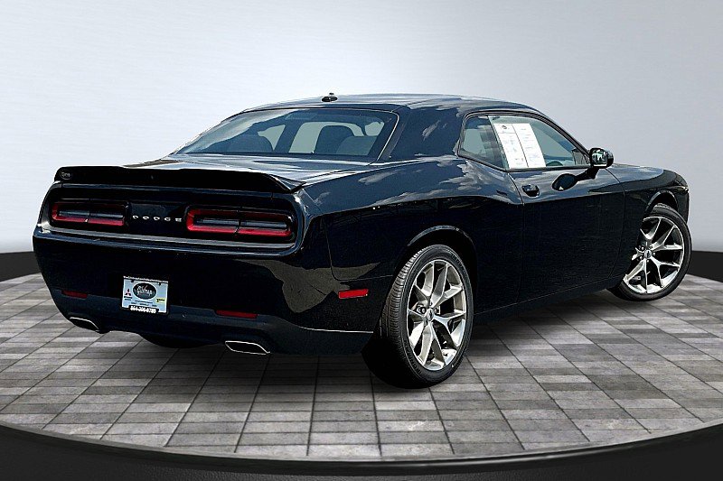 2022 Dodge Challenger GT photo 2