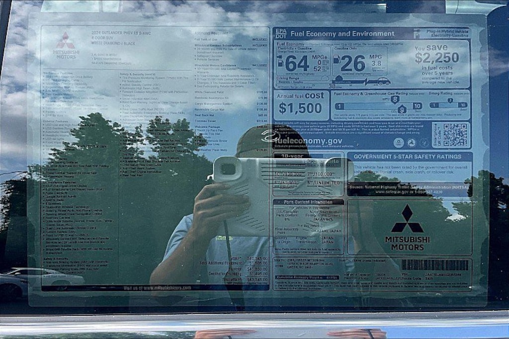 New 2024 Mitsubishi Outlander PHEV ES SUV