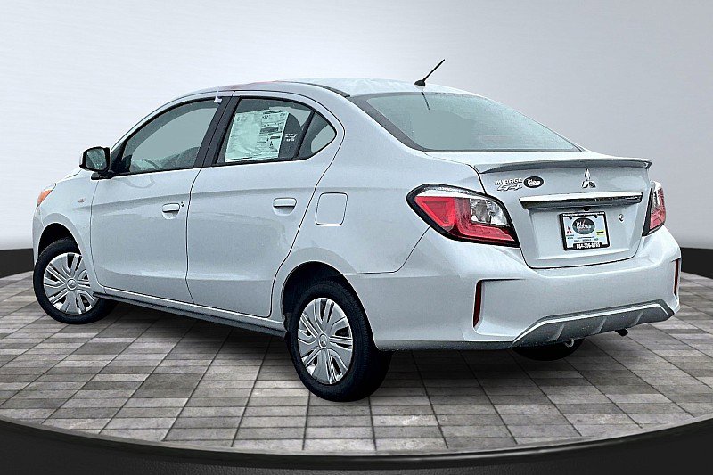 2024 Mitsubishi Mirage G4 ES photo 3