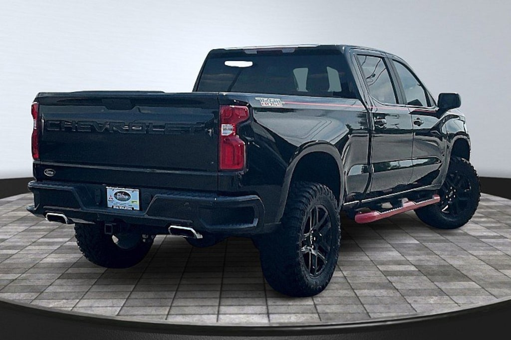 Used 2021 Chevrolet Silverado 1500 LT Trail Boss Truck Crew Cab