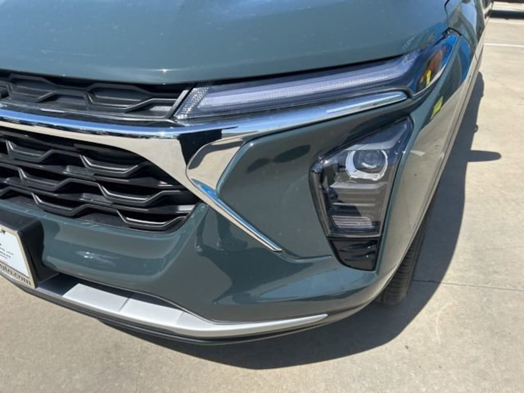 New 2026 Chevrolet Trax LT SUV