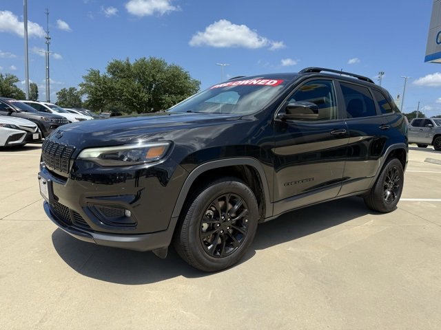 2023 Jeep Cherokee Altitude Lux photo 4