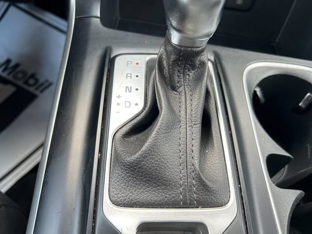 2024 Kia Carnival LX Seat Pkg - Photo 30