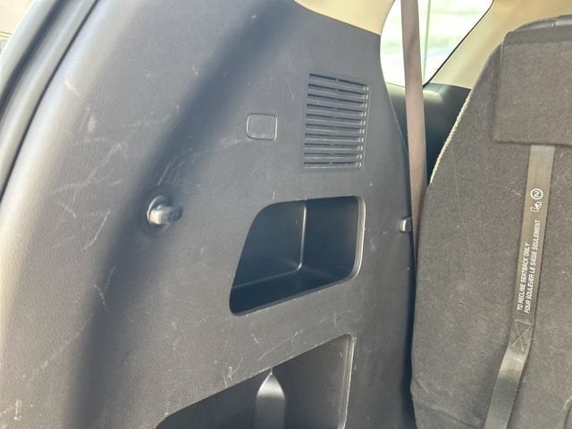 2024 Kia Carnival LX Seat Pkg - Photo 13