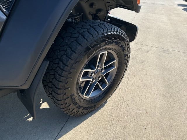 2024 Jeep Gladiator Mojave - Photo 11