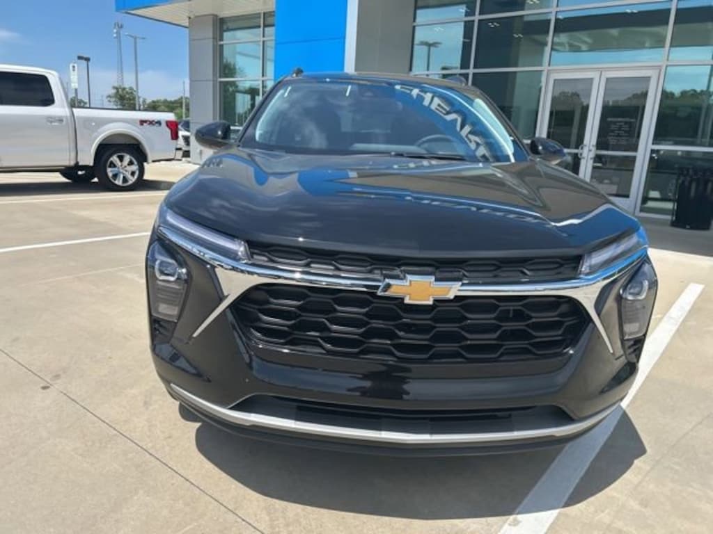 New 2026 Chevrolet Trax LT SUV