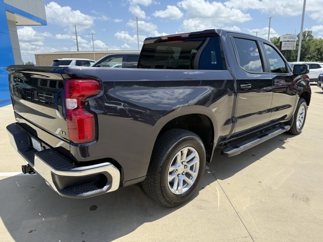 2023 Chevrolet Silverado 1500 LT photo 2