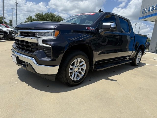 2023 Chevrolet Silverado 1500 LT photo 4