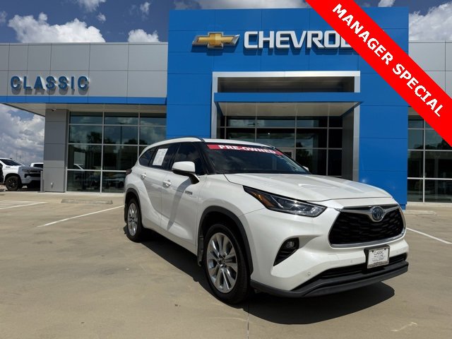 2021 Toyota Highlander Limited's photo