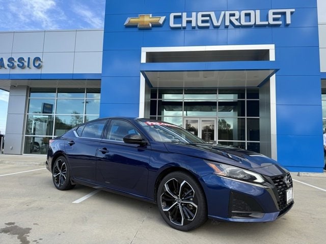 2024 Nissan Altima SR