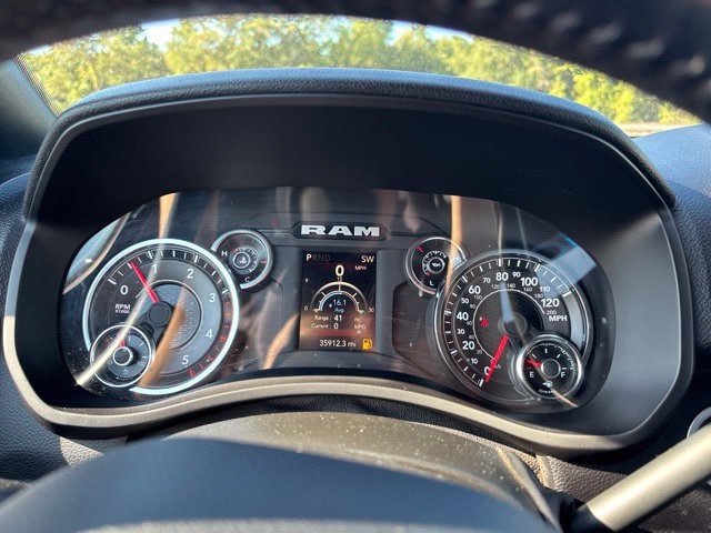 2024 RAM Ram 3500 Pickup Big Horn - Photo 21