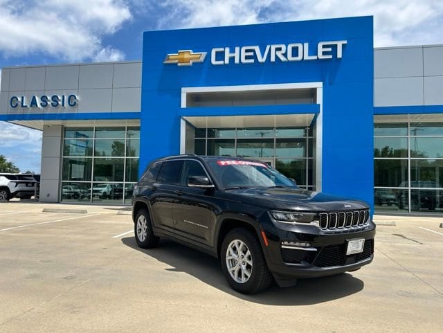 2024 Jeep Grand Cherokee Limited's photo