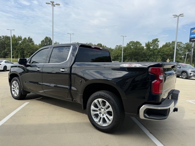2022 Chevrolet Silverado 1500 LTZ photo 3